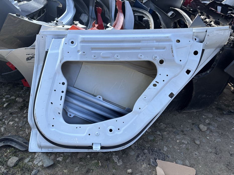 Врата Тесла 3/Tesla Model 3