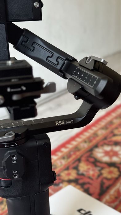 Стабилизатор DJI RS3 Mini