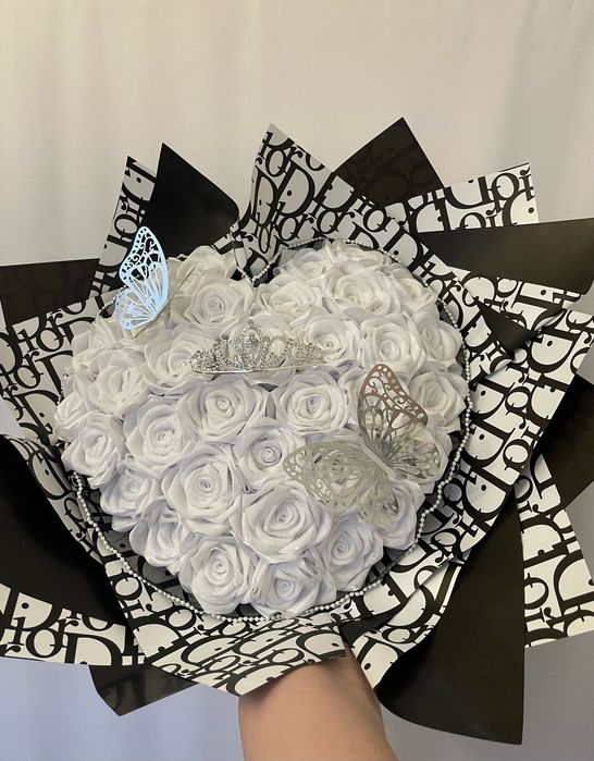 Buchete florale artificiale din satin si sapun