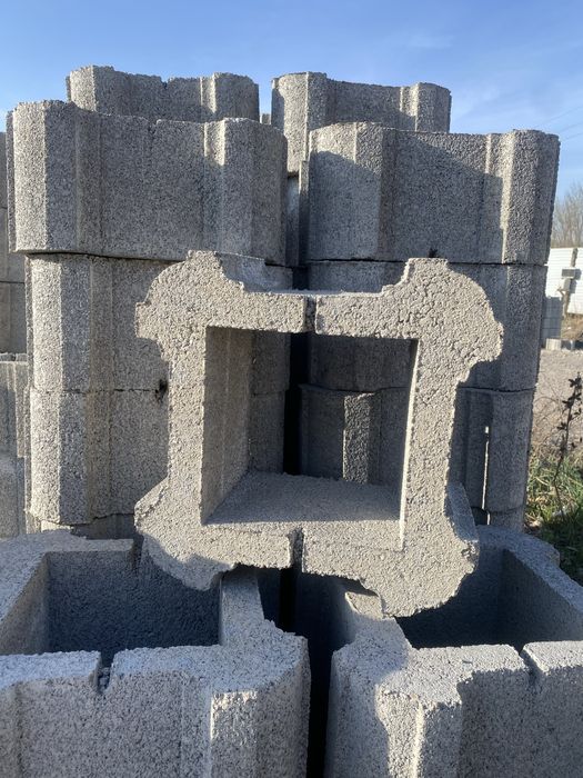 Сплитерные блоки, перегородка ,колонны 40-40