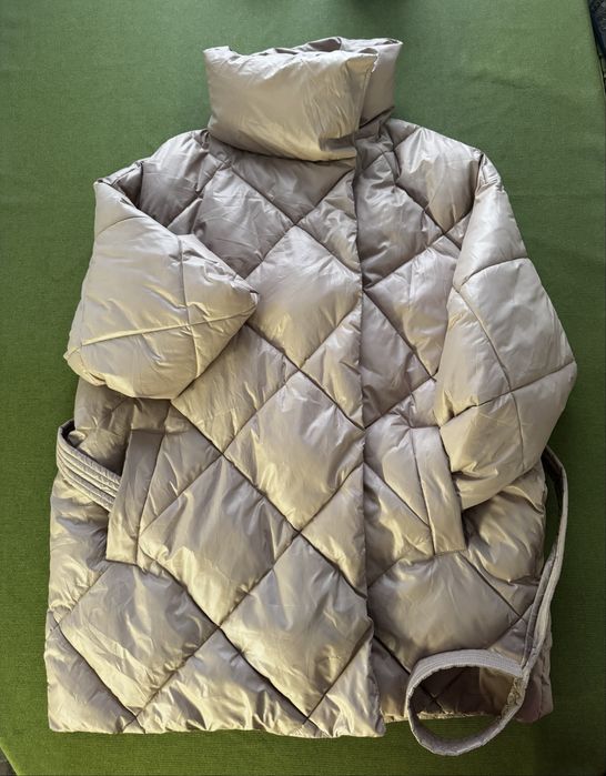 Элегантная модная куртка