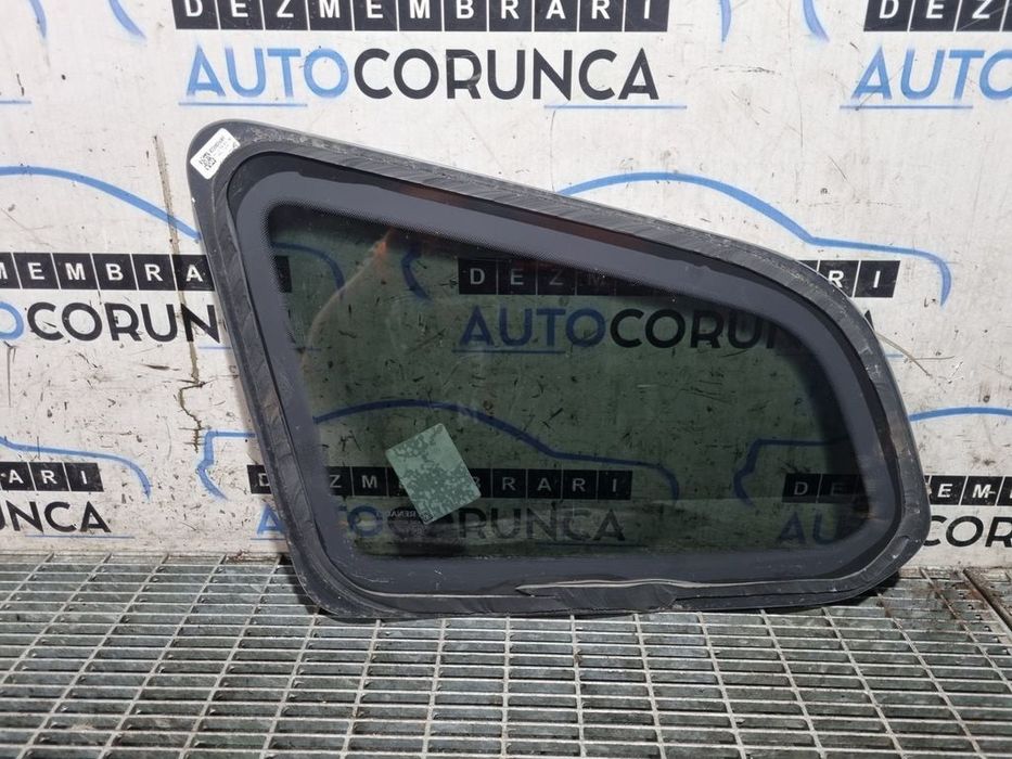 Fuzeta dreapta fata Dacia Duster II 1.6 Benzina 2018 - 2021 Manuala 5 Trepte H4M 738 ...