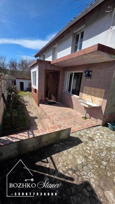 Продава се Къща в с. Куманово, Област Варна - 100 кв.м за 689 €/кв.м - Снимка #2