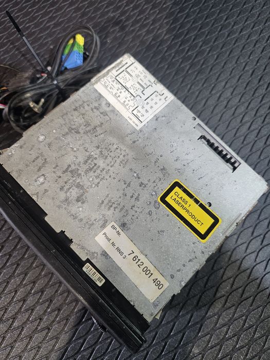 Blaupunkt TravelPilot RNs 3 BL/RT + Blaupunkt IDC A09 + instalație electrica + antena Gps Blaupunkt