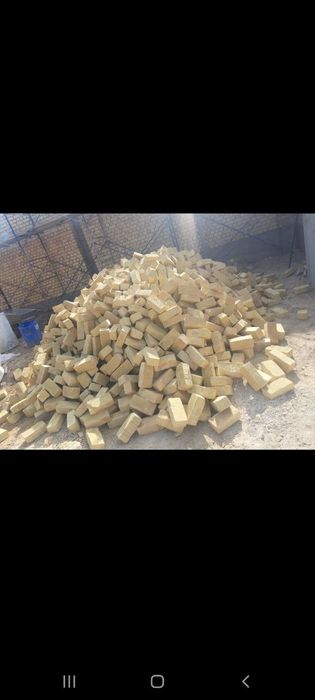 Пачками ва тукиладиган гишт бор