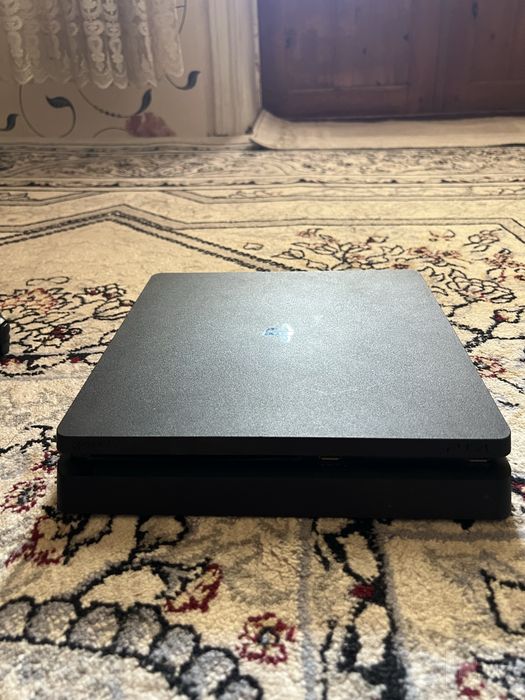 Playstation 4 slim 1tb