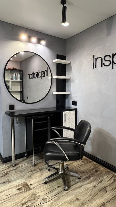 Сдаю кресло парикмахера в салоне красоты