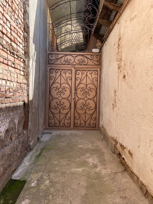 Продаётся дом, участок