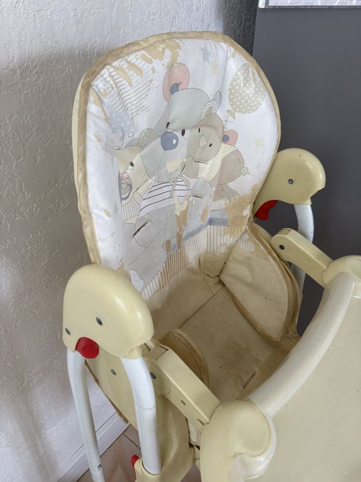 Стол для кормления.