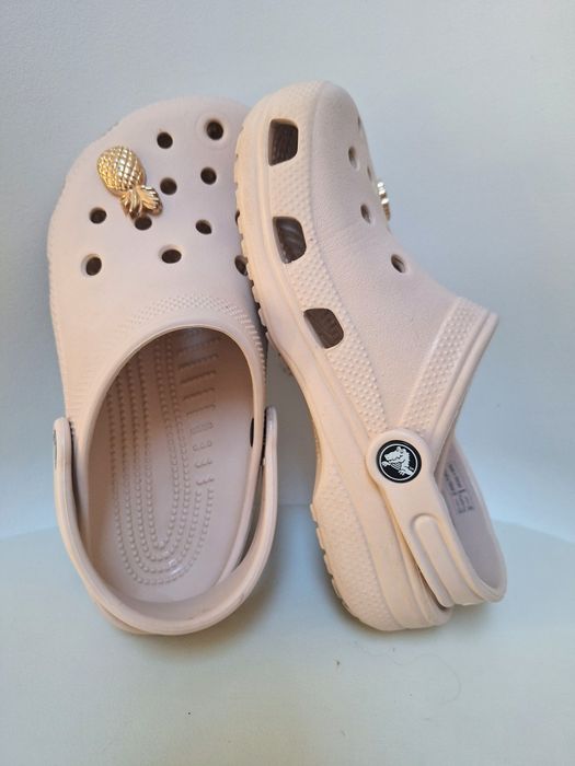 Crocs J3 с украшения
