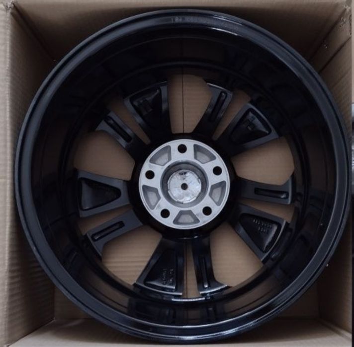 Jante R15 Hyundai i30 ix20 Venue Coupe și XG 5 x 114.3 R15
Prindere 5