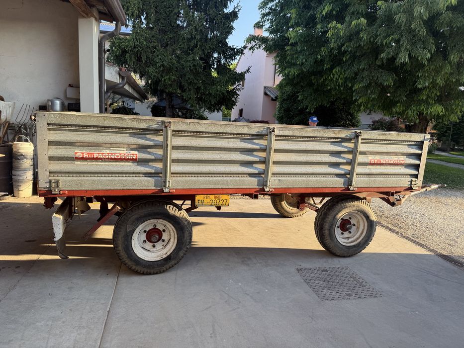 REMORCĂ AGRICOLĂ Italia 4x2 – Nu ruginește – Cauciucuri ca noi