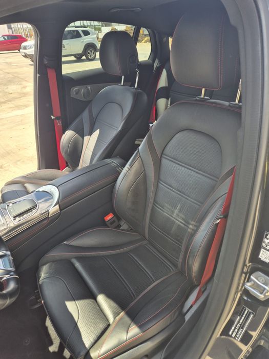 Detaling auto interior
