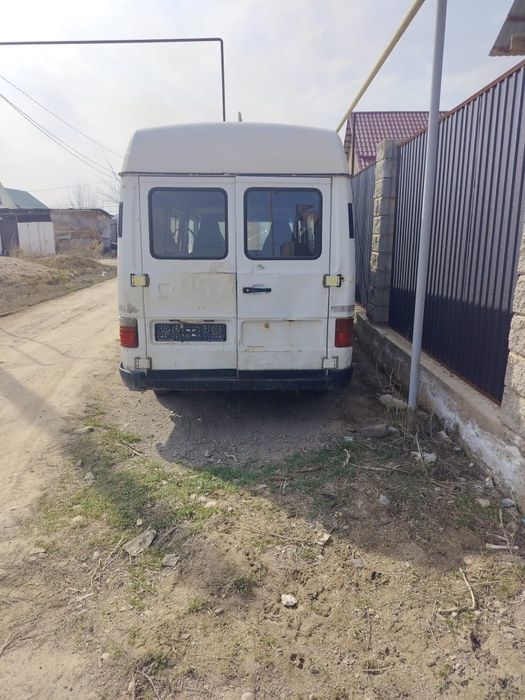 Мерседес мб100 продаю