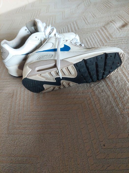 Маратонки найк номер37.5