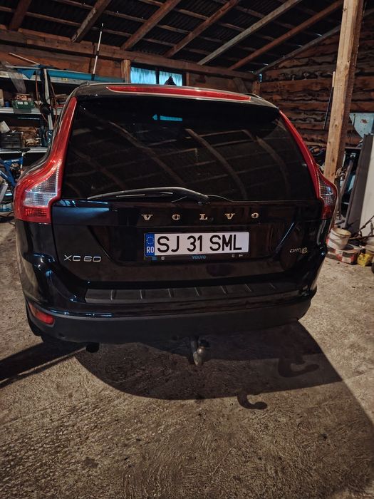 Vând Volvo XC60 2litri an 2012