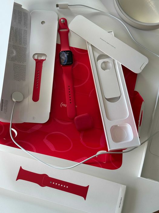 Apple Watch Series 8 Red 100% Battery