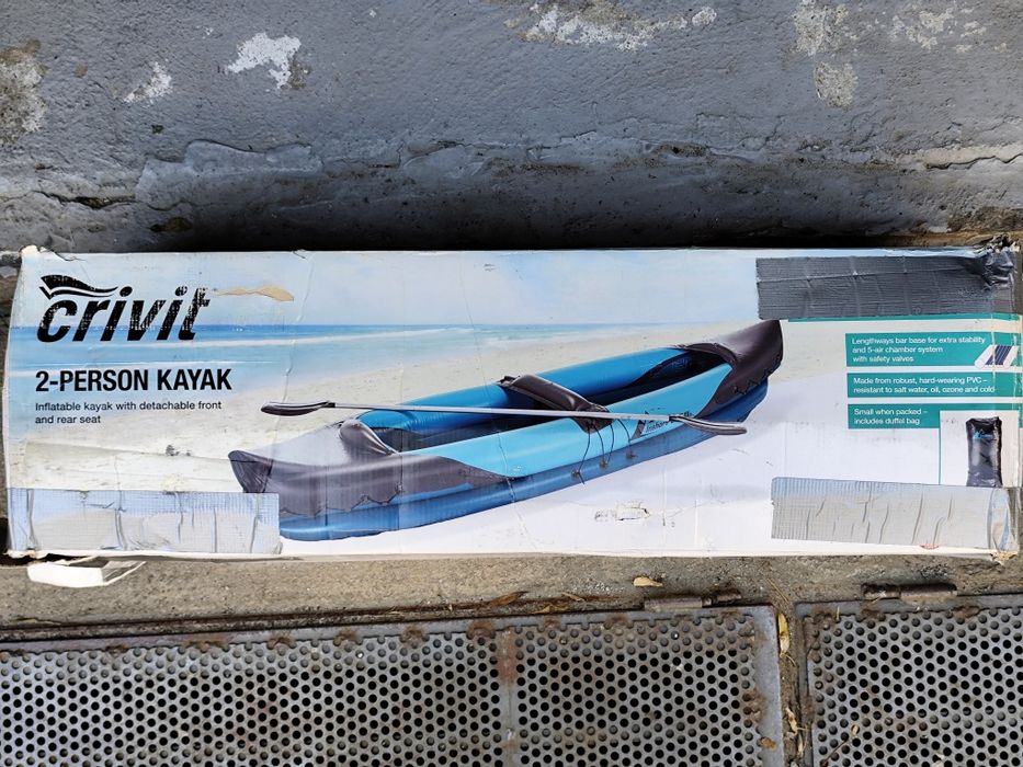 Продавам надуваем двуместен каяк