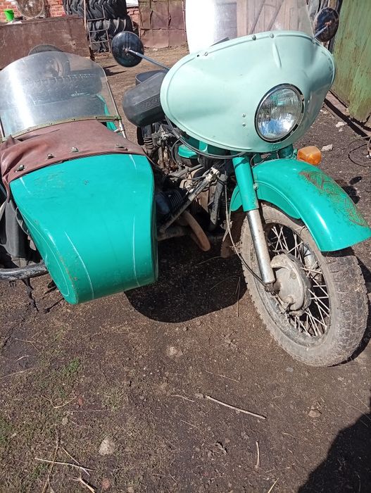 Продам 3 мотоцикла Урал с колясками