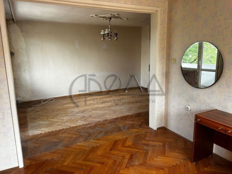 Продава се Двустаен апартамент в София, Надежда 4 - 73 кв.м за 2192 €/кв.м - Снимка #3