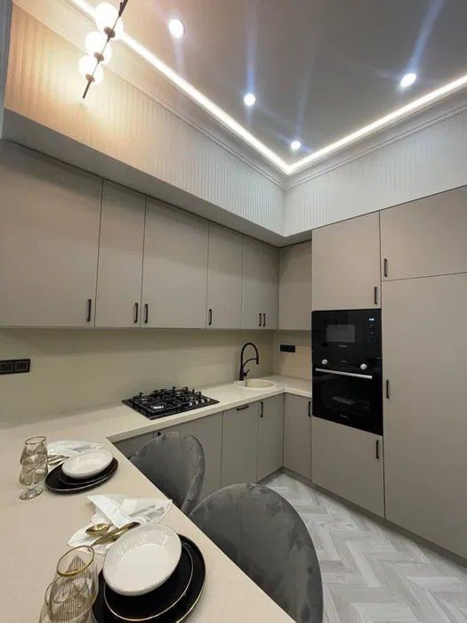 Шикарная квартира в Центре города  3/6/10 Метро Айбека Гранд Мир Цум