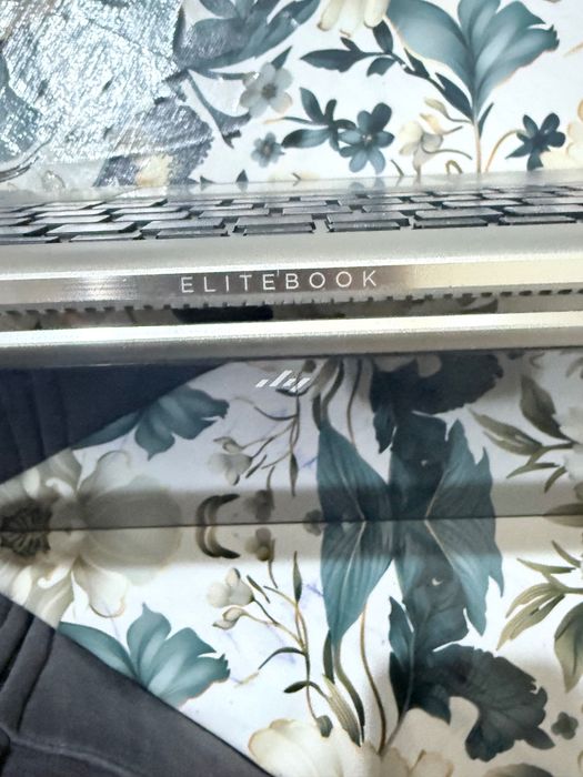 Продам HP EliteBook 1030 G2 сенсорный