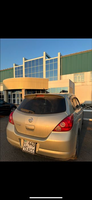 Продам ниссан тиида