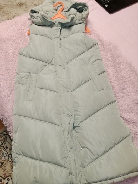 Жилетка теплая, удлиненная