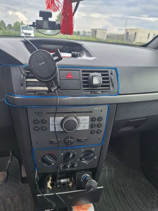 Vând Opel Meriva