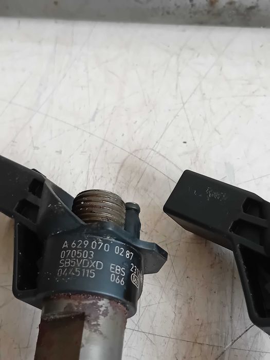 Injectoare Injector Mercedes ML W164 GL420 GL X164 4.2 Cdi Cod A6290700287 An 2006-2013