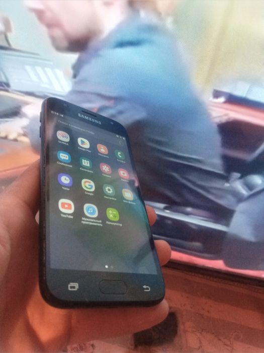 Продам сотовый телефон