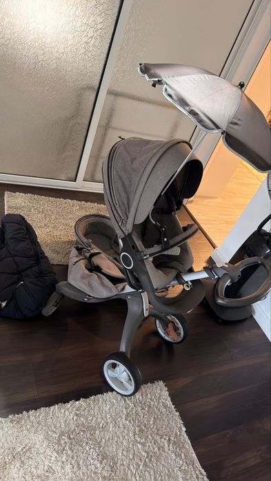 Carut Stokke cu landou si parte sport