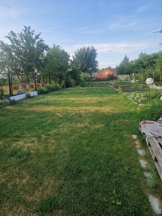 Продам дачный уголок 10 соток