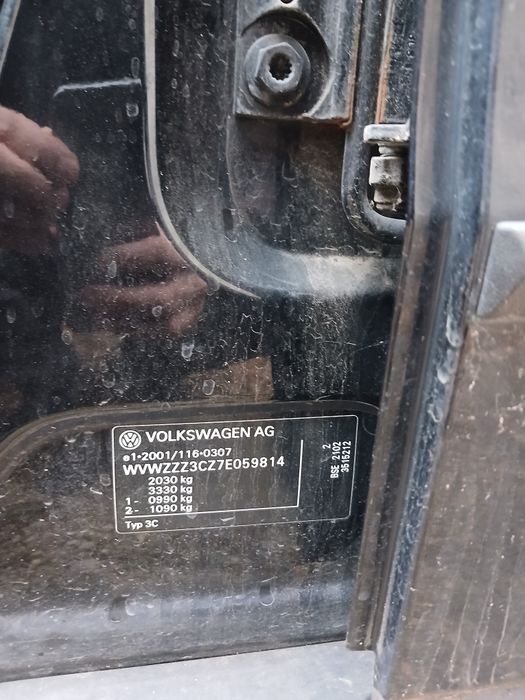 Катастрофирал VW PASSAT B6 1.6 102 Бензин