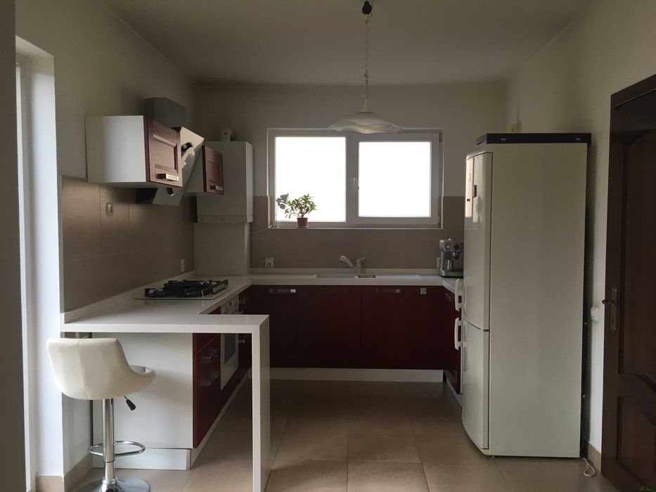 Vind casa  cu teren 355mp , in loc. Baciu