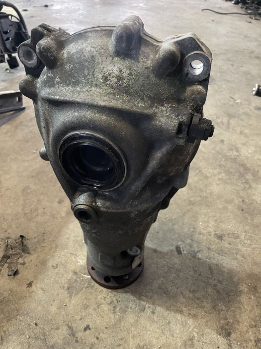 Преден диференциал БМВ Ф серия, 3.0д (diferencial bmw 2.81)