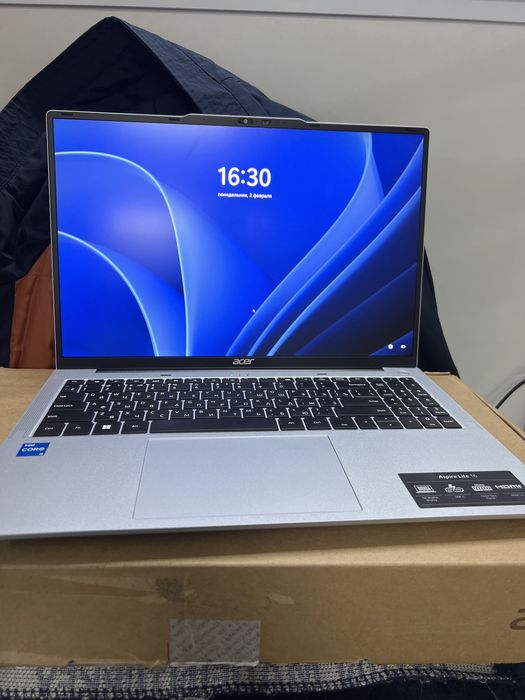 Продаю ноутбук Acer Aspire lite 16,cor-i5