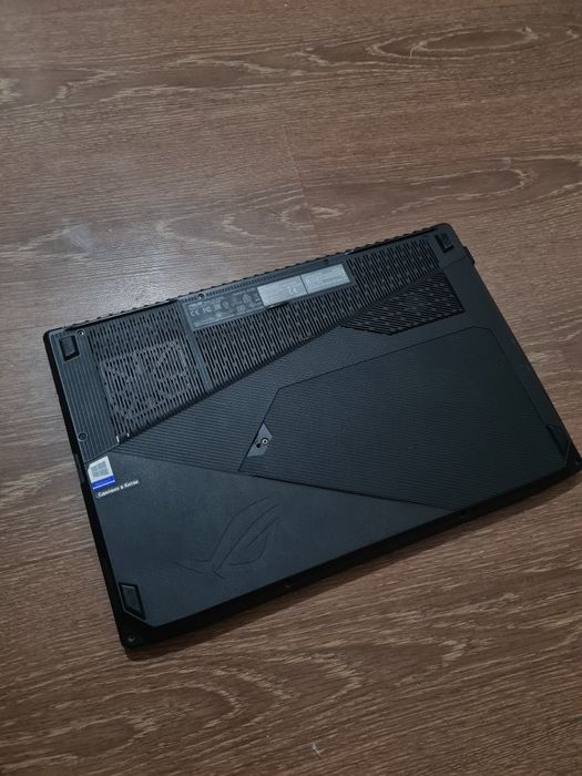 Игровой ноутбук Asus rog strix