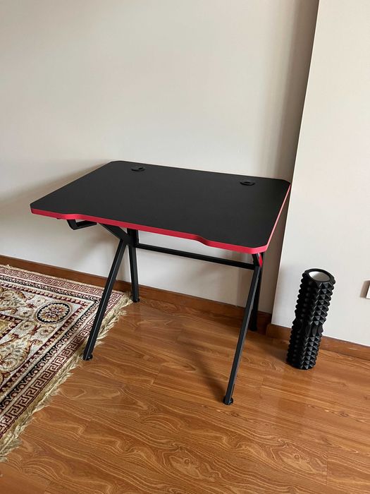 Стол компьютерный Defender Assassin, 80х60x75 см