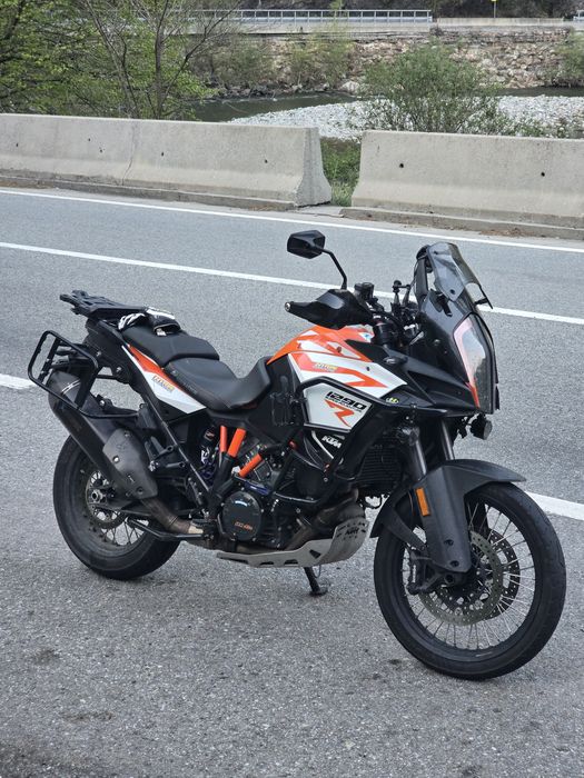 Schimb KTM 1290 R 2017