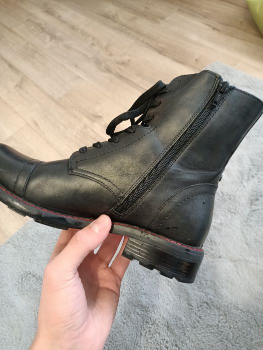 vând ghete de iarnă pentru femei