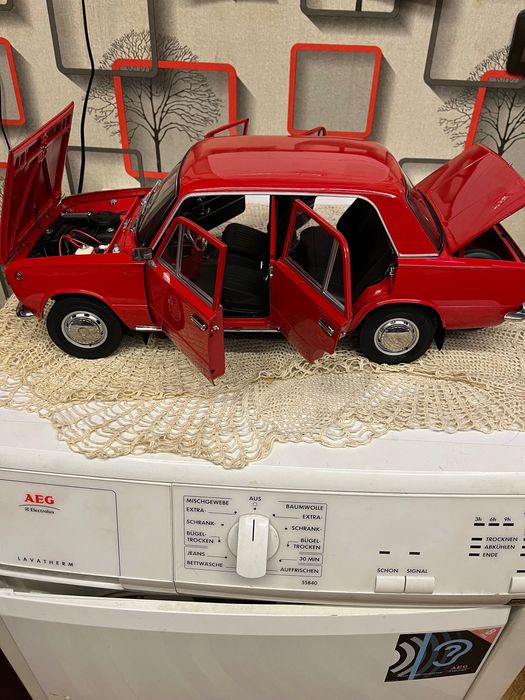 Жигули кола макет 1:8