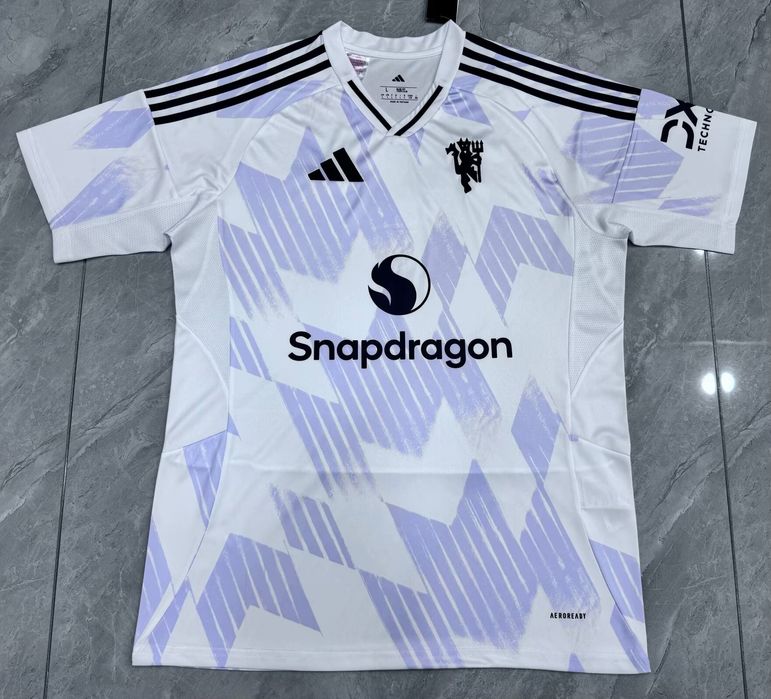 Новите футболни тениски на топ отборите  25/26