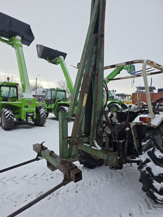 Piese tractor incarcator in tiranti pentru baloti rotunzi