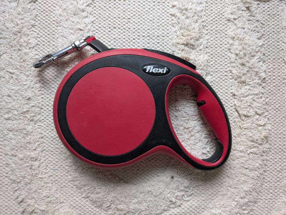 Повод за куче , червен