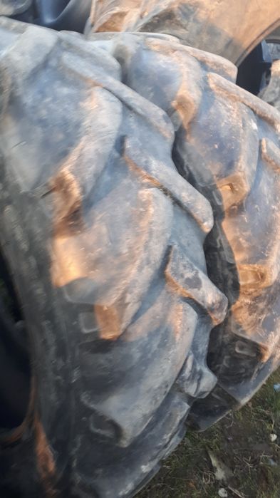 Anvelope tractor 11,2R24 l uzura 50%