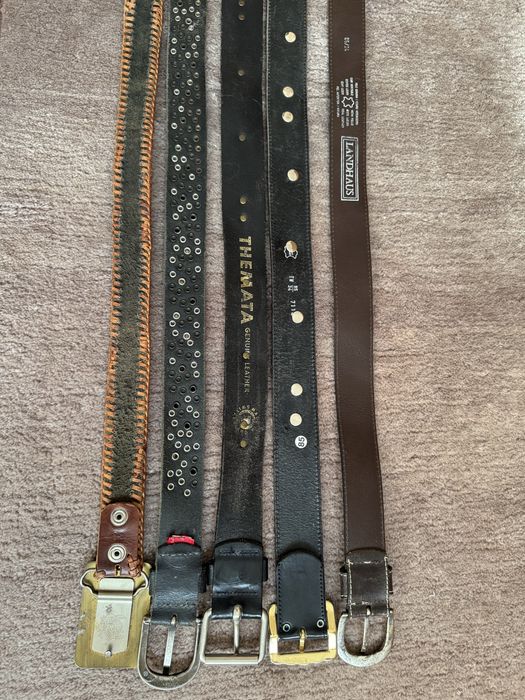Curele din piele  cu accesorii metalice
