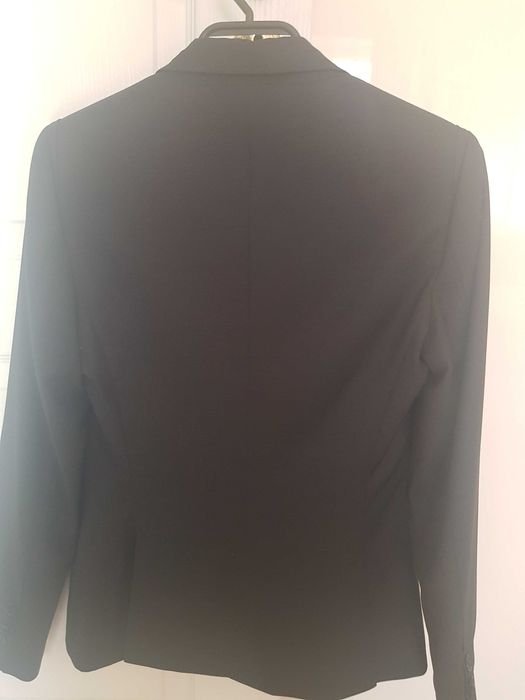 Стилен дамски костюм 100% вълна