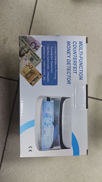 Мултифункционален UV детектор за фалшиви пари