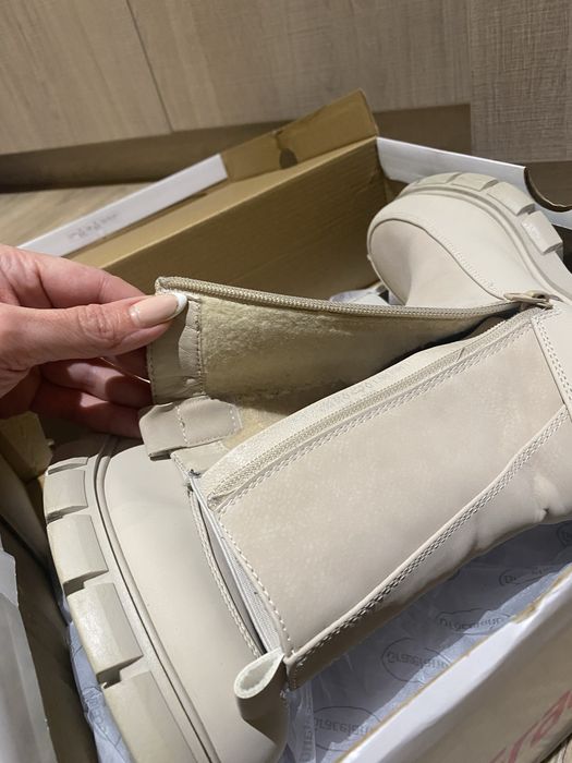 Боти  челси Deichmann